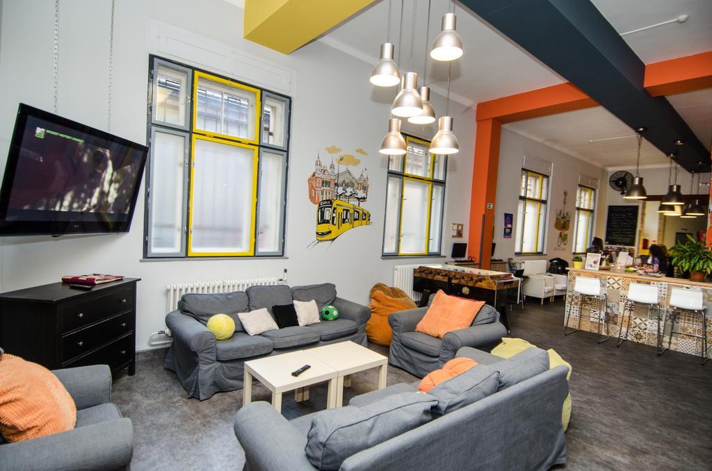 Goodmo House Hostel บูดาเปสต์ ภายนอก รูปภาพ